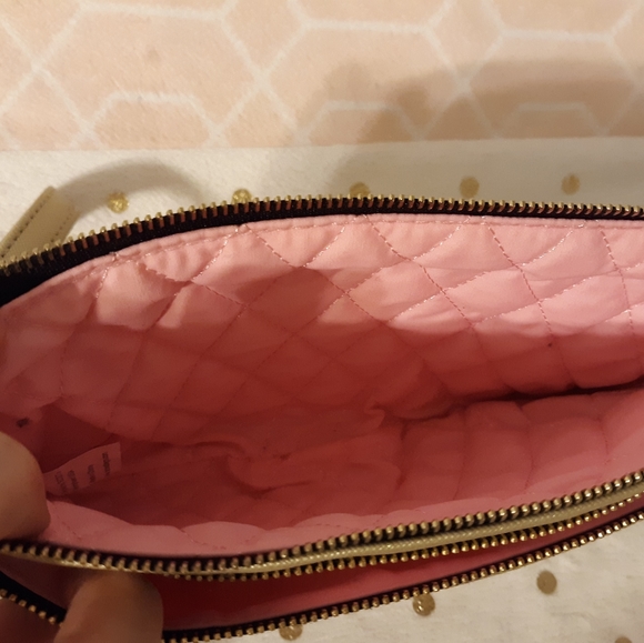 Clutch - Picture 3 of 5